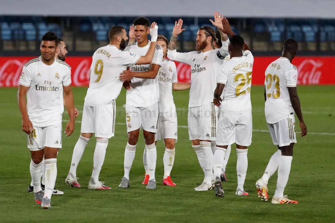 前药厂高层：拜仁仍是衡量一切的标杆；卡尔可到世界杯体验下