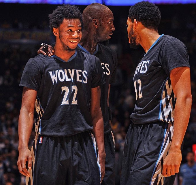 掘金主帅：威少上赛季为我们做了很多贡献，他理应留在NBA（掘金主帅力挺威少：上季贡献良多，理应继续征战NBA）