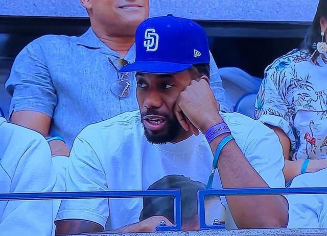 马拉松“最快女护士”因违规兼职取酬，被医院警告处分6个月（马拉松“最快女护士”因违规兼职获酬，遭医院给予6个月警告处分）