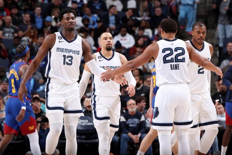 吾米提江：来到海港时我就想过能拿冠军，希望以后能多拿几个（吾米提江：初到海港就憧憬夺冠，盼未来拿到更多冠军）